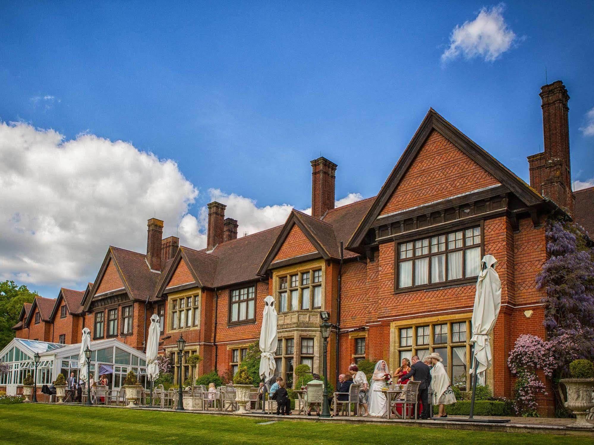 Stanhill Court Hotel Charlwood Exterior photo