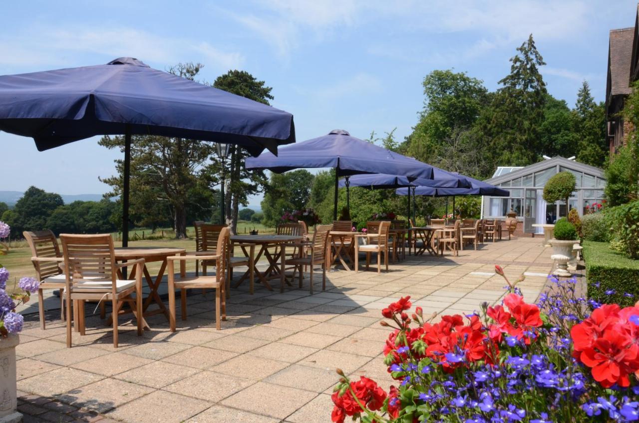 Stanhill Court Hotel Charlwood Exterior photo